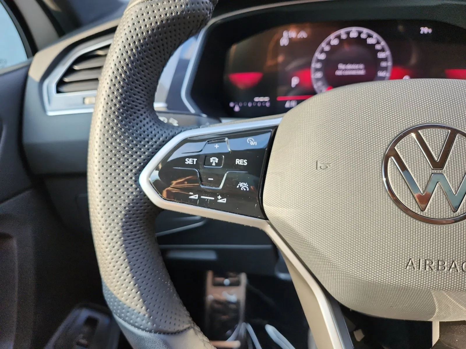 Volkswagen Tiguan photo 26