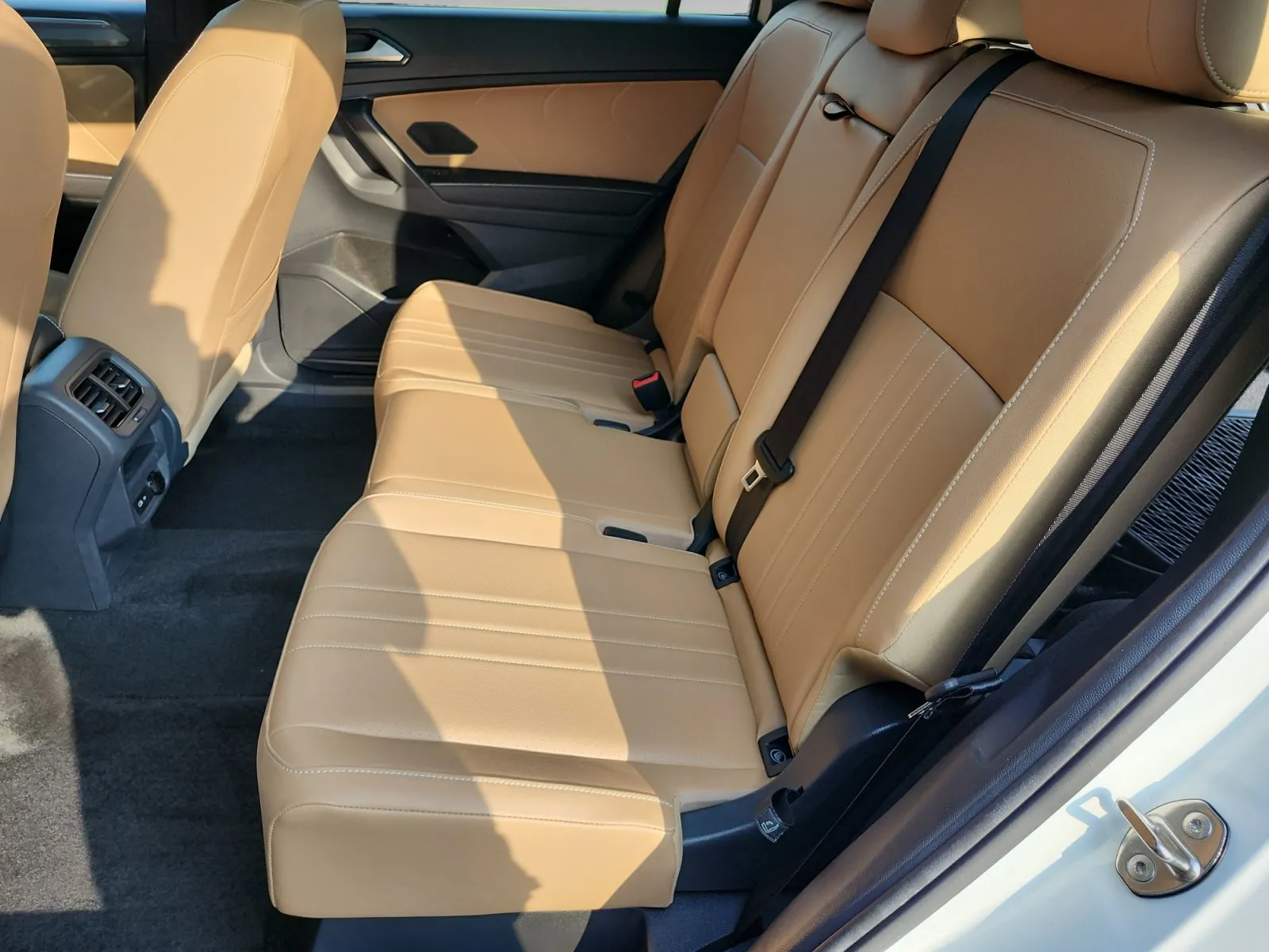 Volkswagen Tiguan photo 14