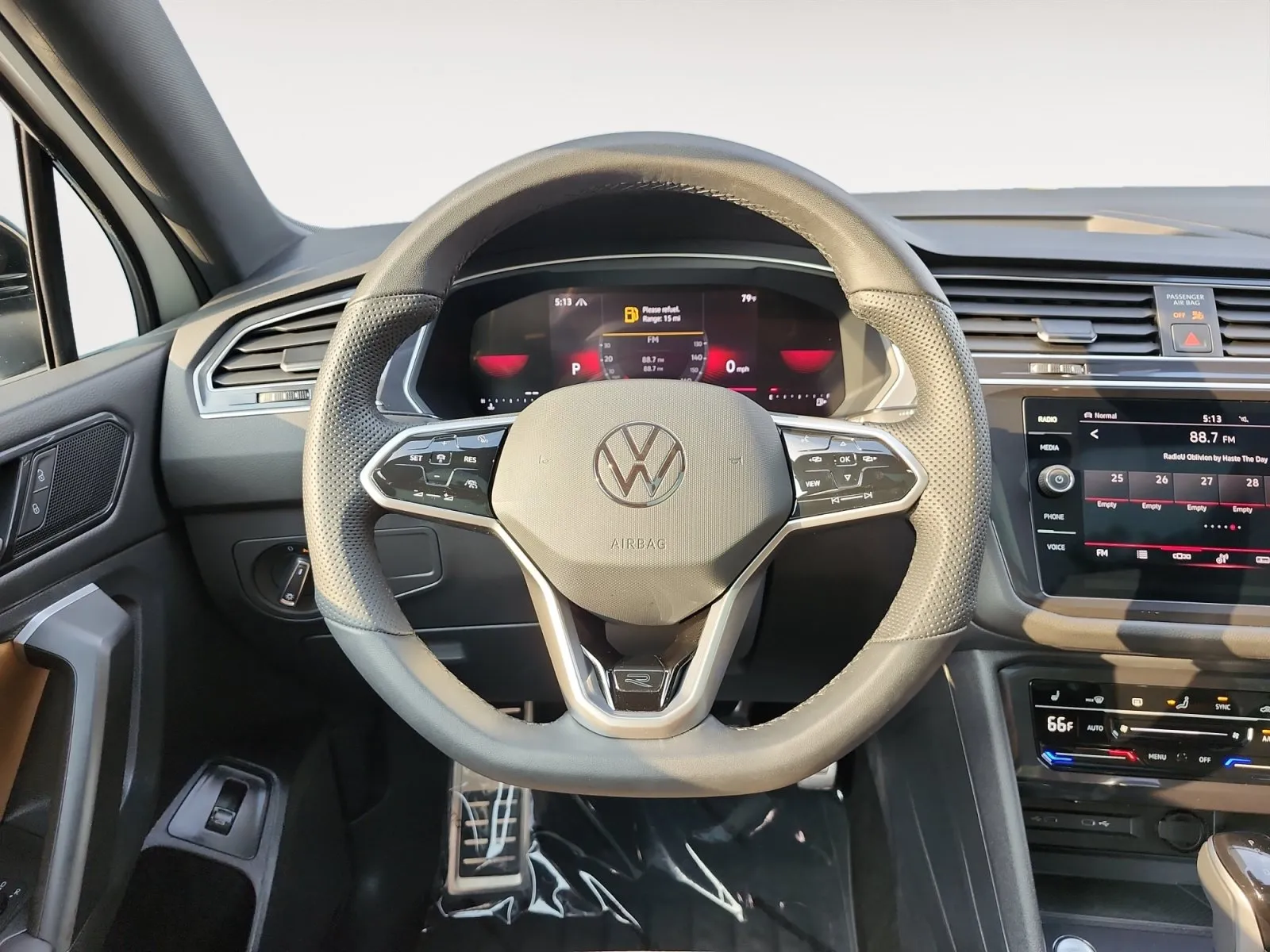 Volkswagen Tiguan photo 12
