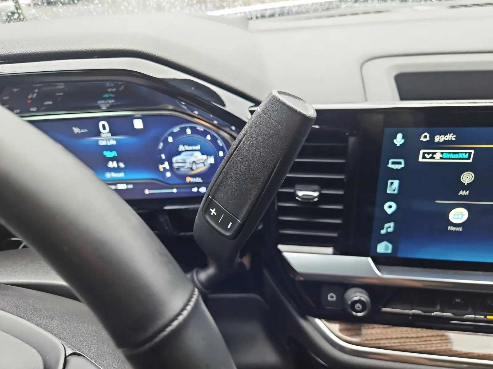 Chevrolet Silverado photo 22