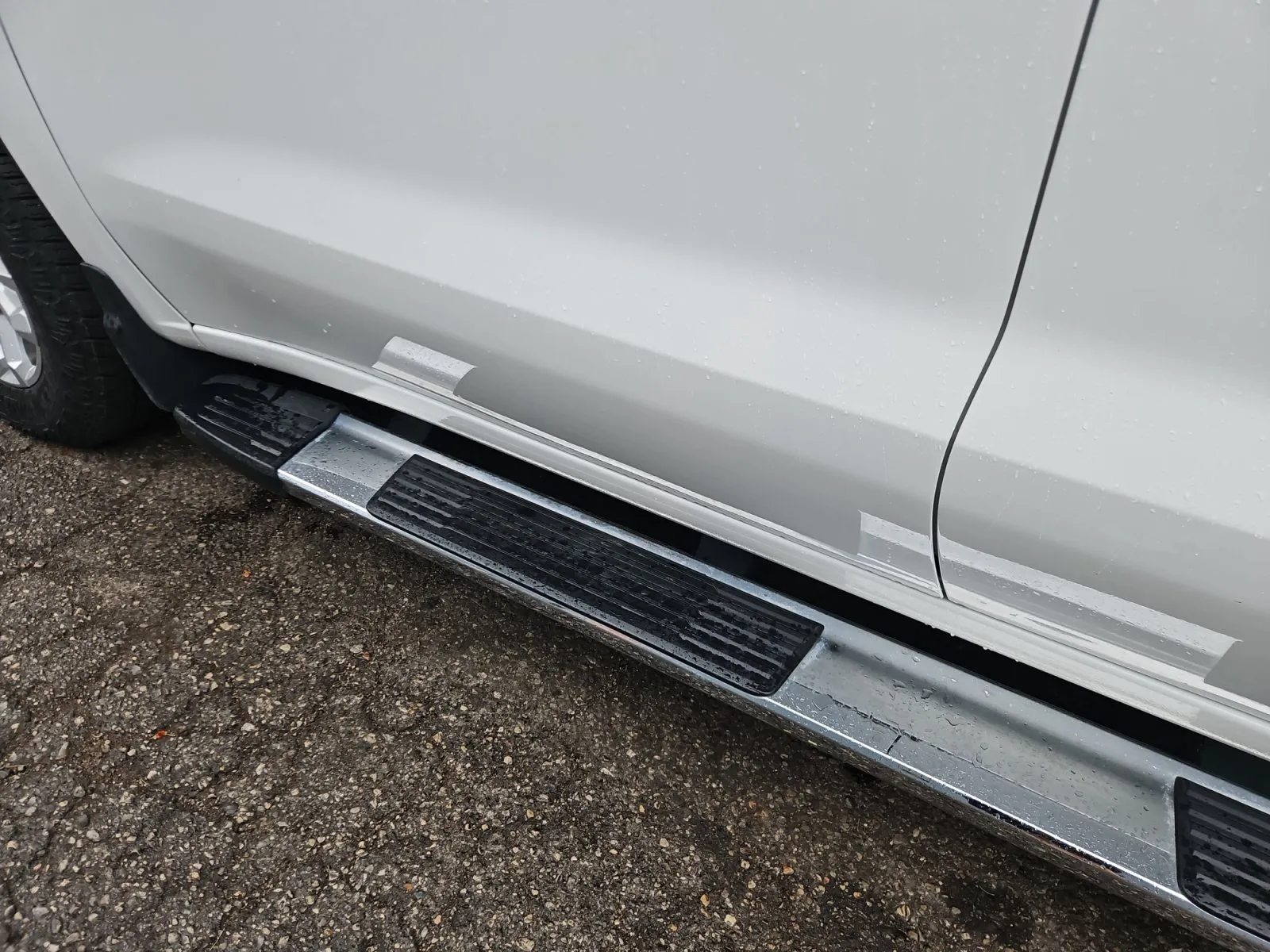 Chevrolet Silverado photo 25