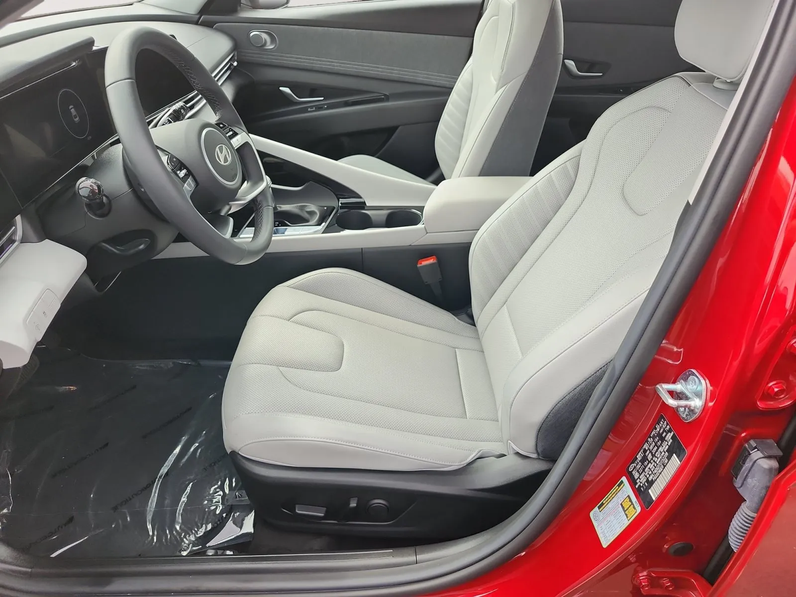 Hyundai Elantra photo 9