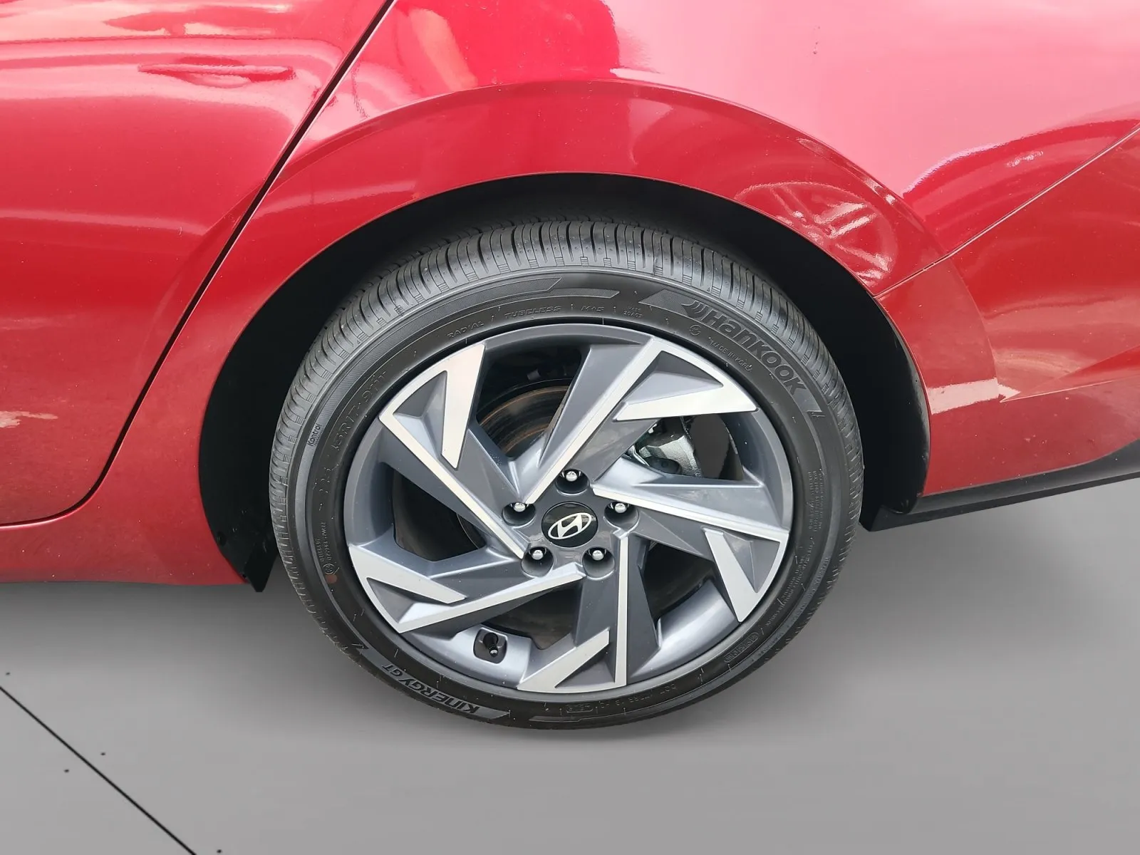Hyundai Elantra photo 15