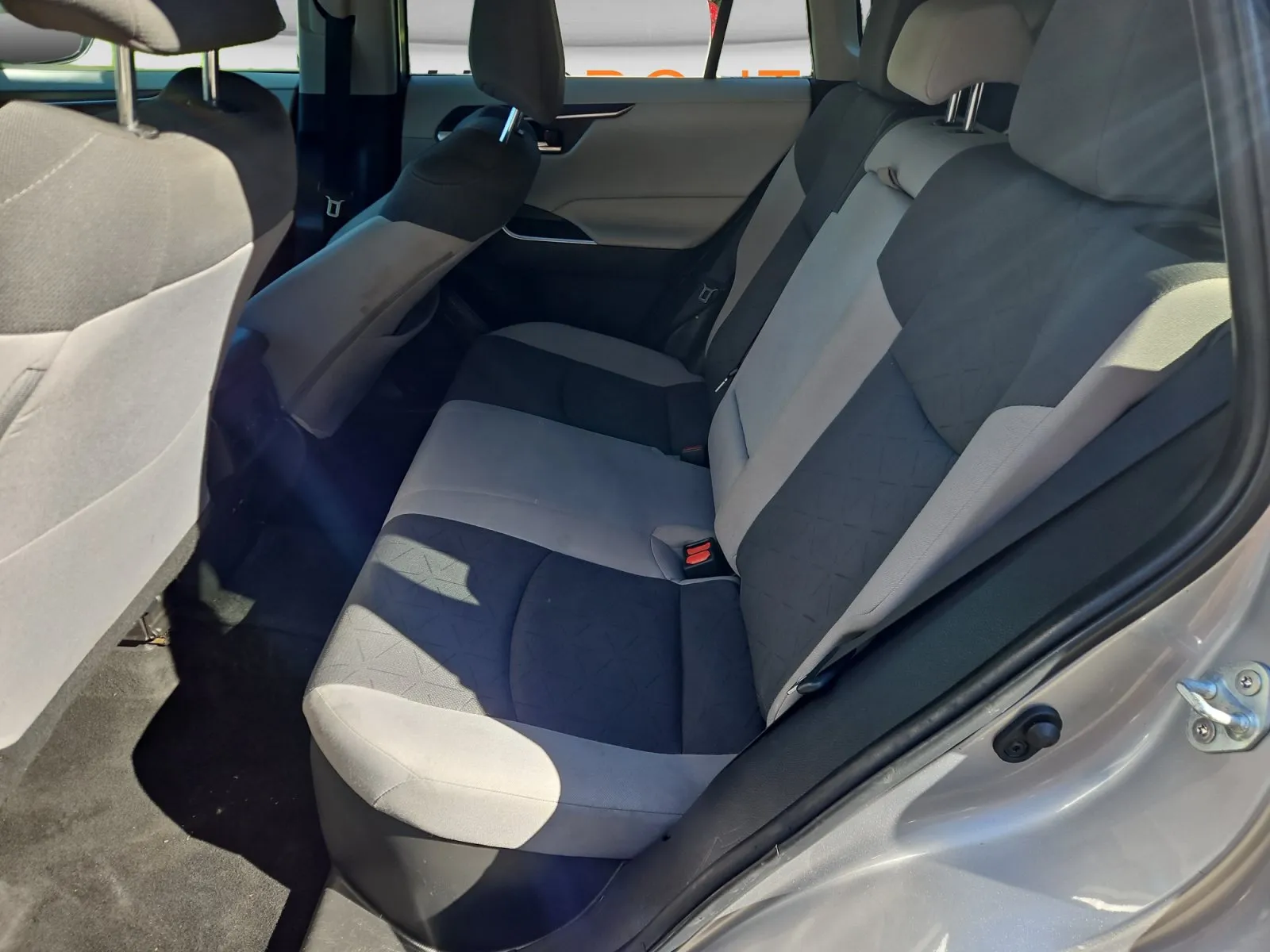 Toyota RAV4 photo 14