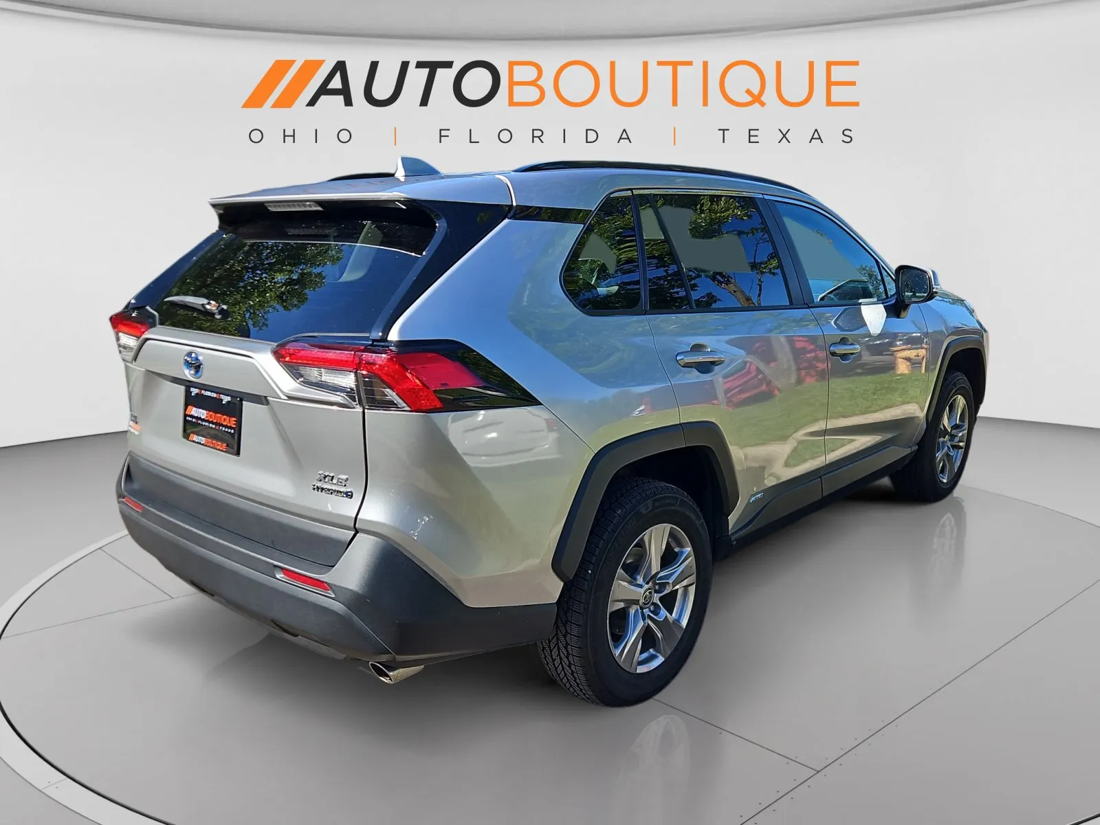 Toyota RAV4 photo 5