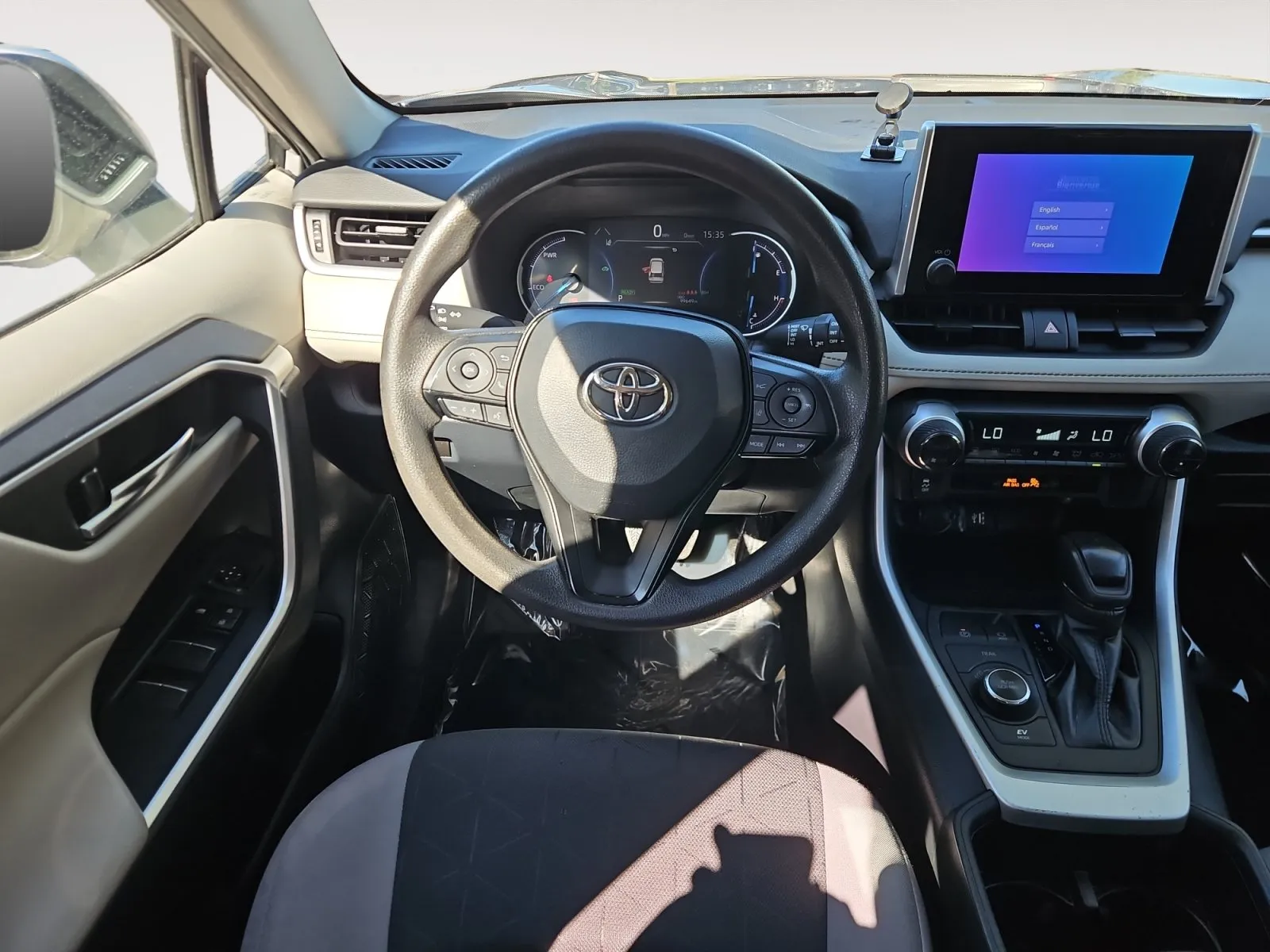 Toyota RAV4 photo 10