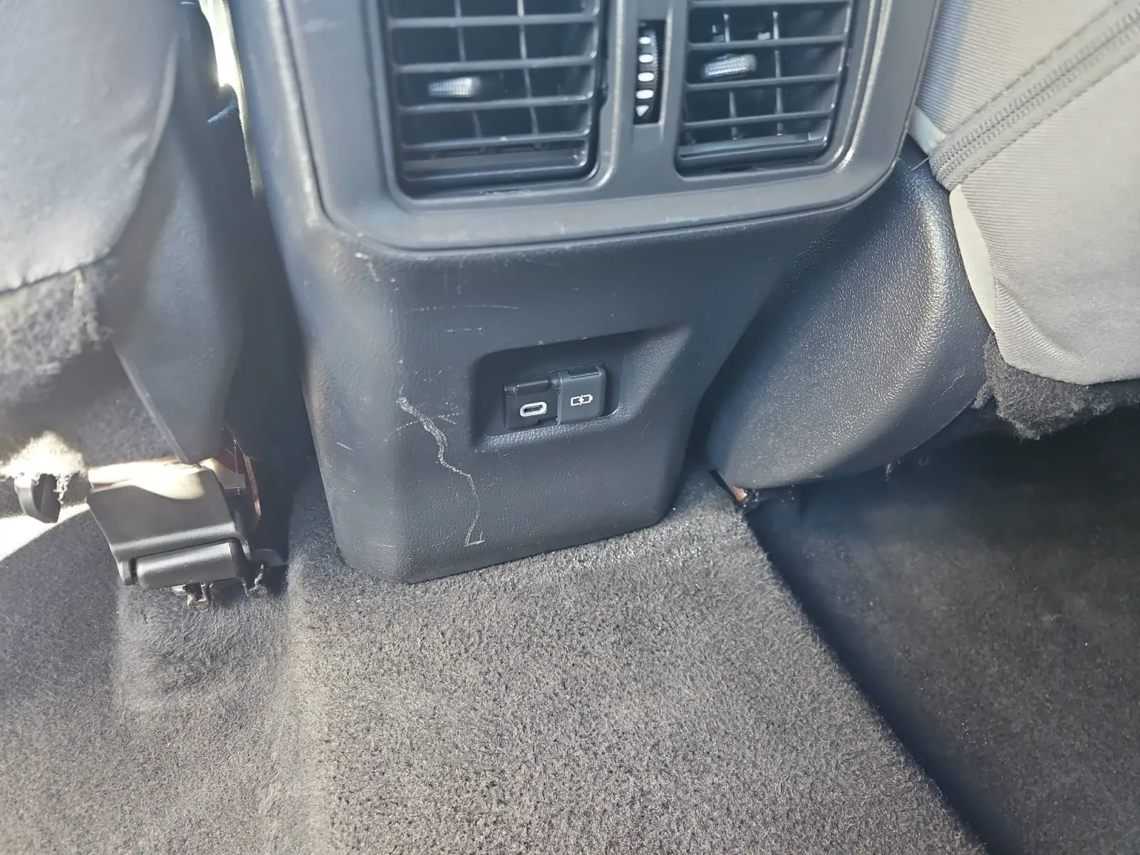 Toyota RAV4 photo 13