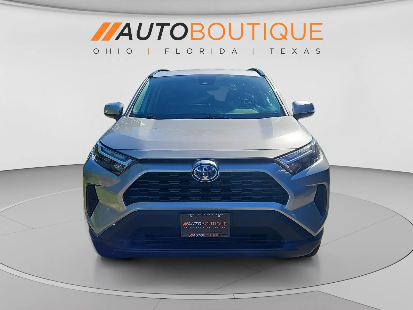Toyota RAV4 photo 8