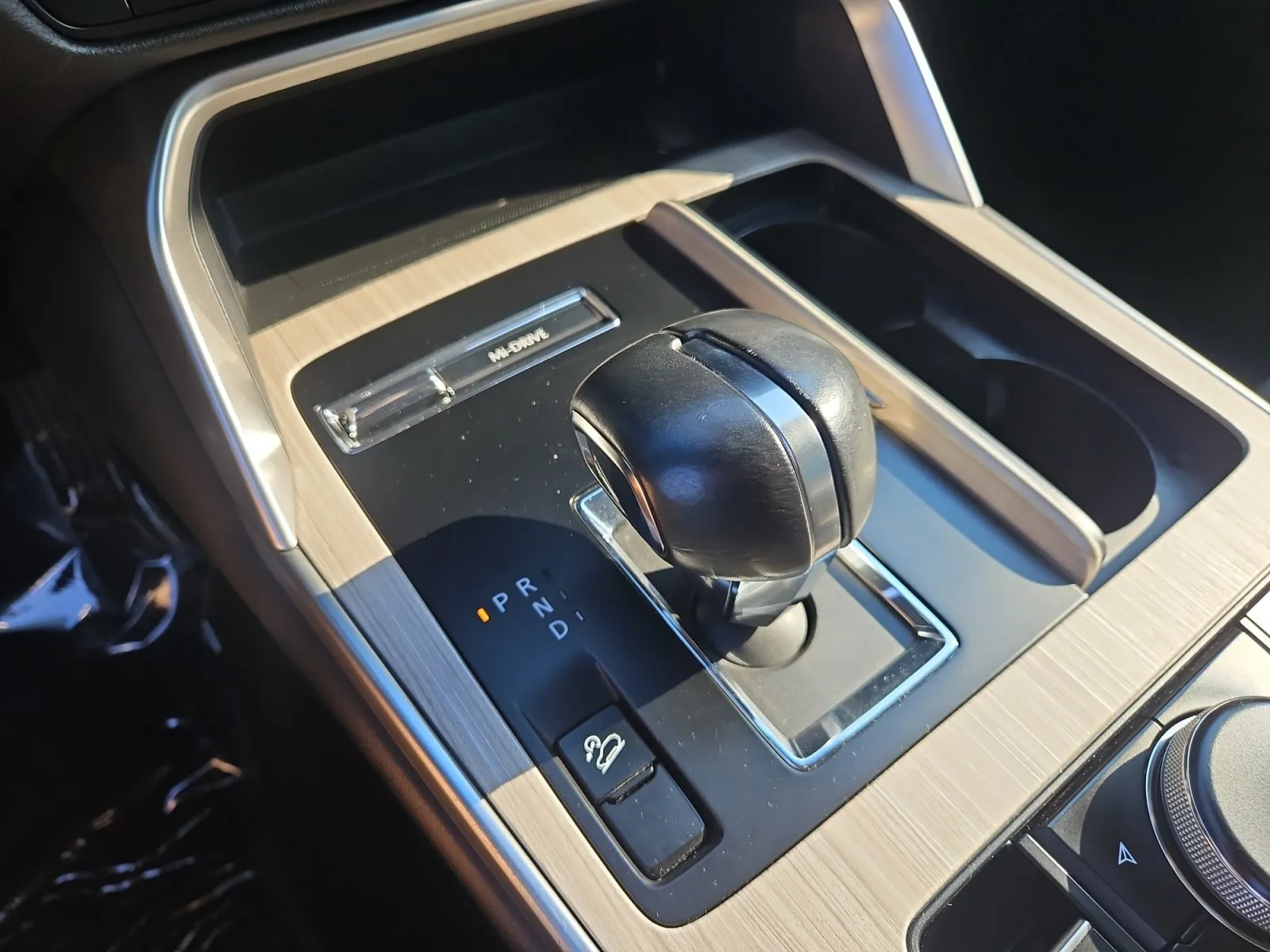 Mazda CX-90 photo 24
