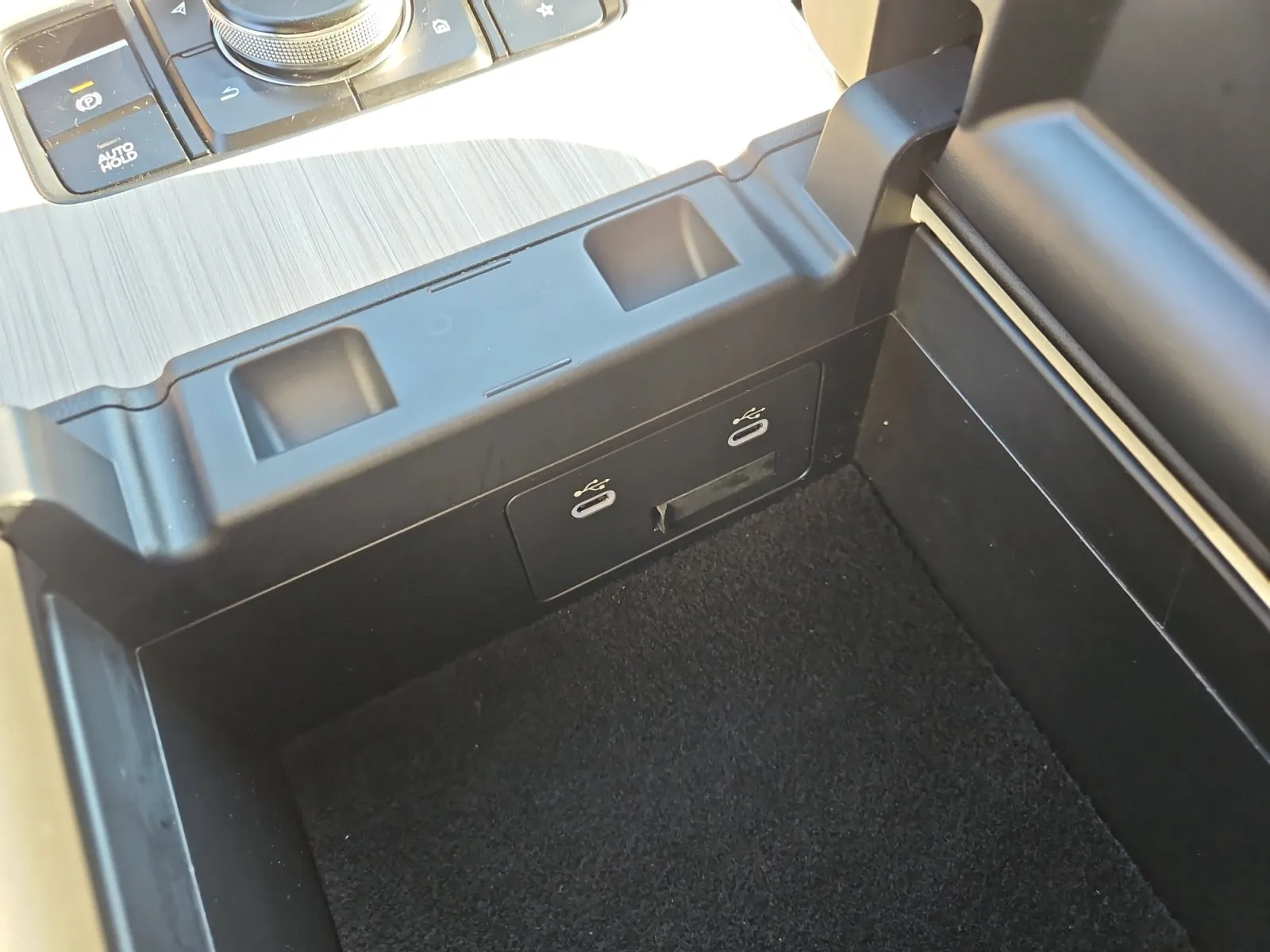 Mazda CX-90 photo 26