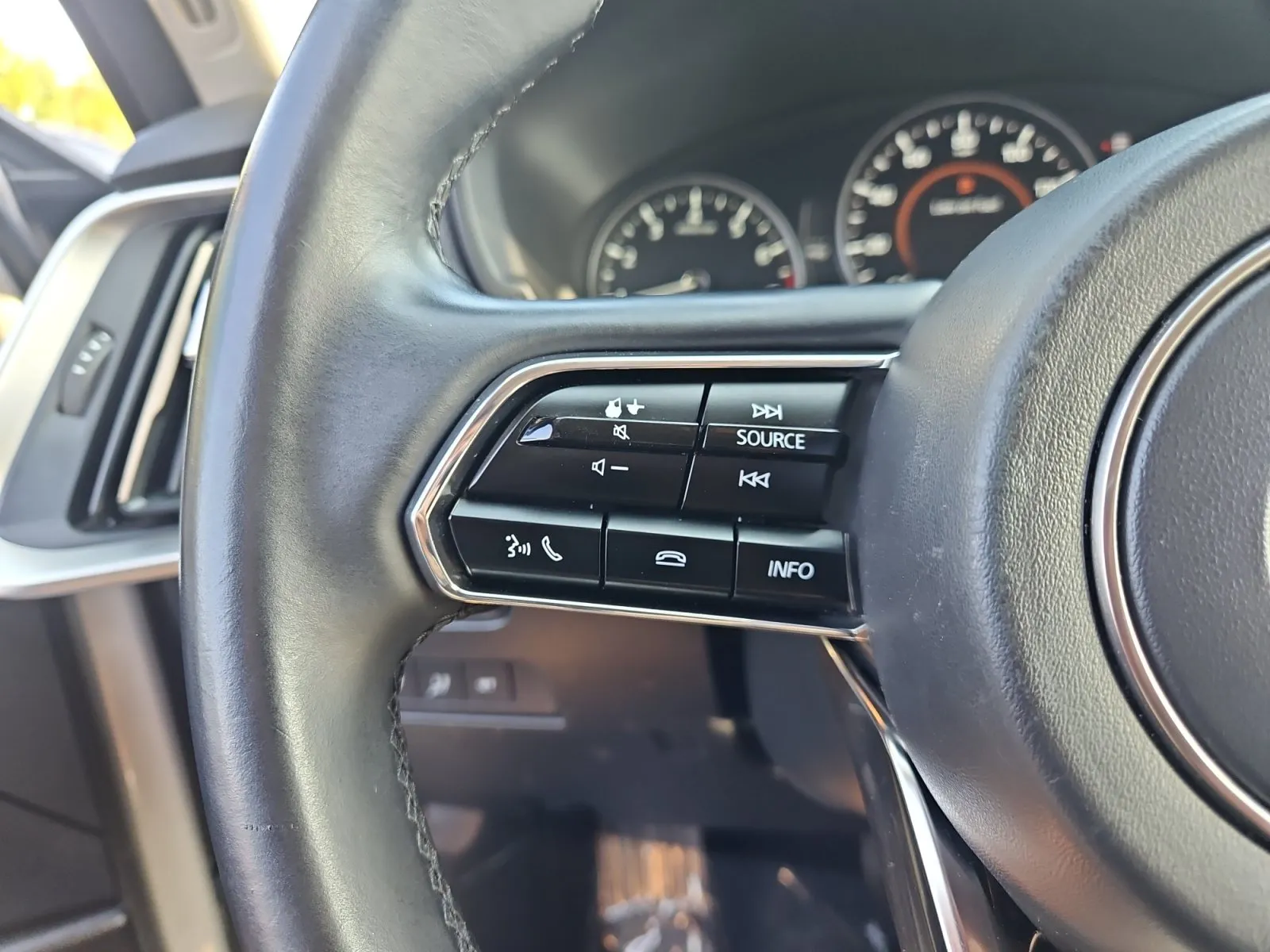 Mazda CX-90 photo 29