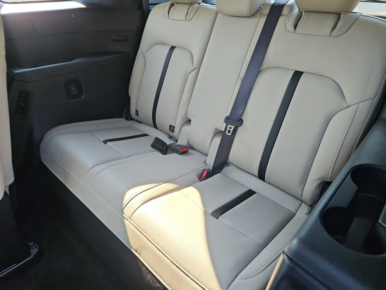 Mazda CX-90 photo 15