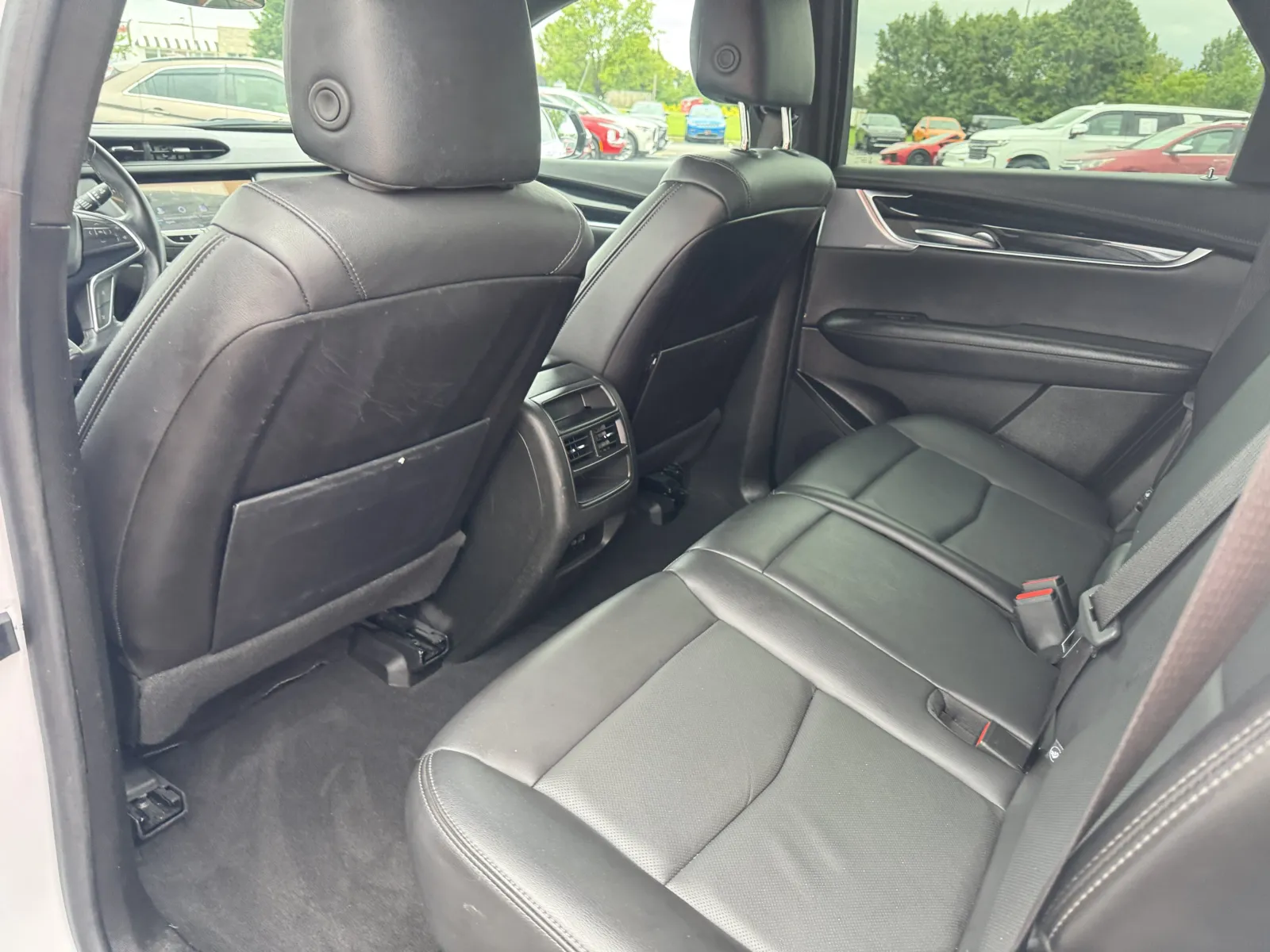 Cadillac XT5 photo 18