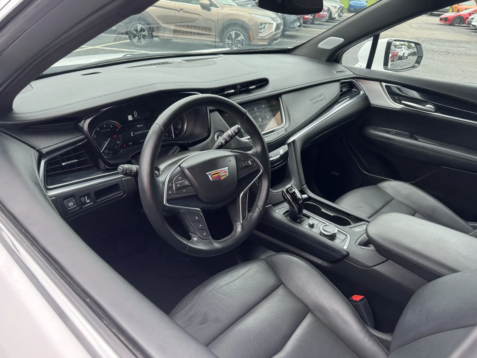 Cadillac XT5 photo 9