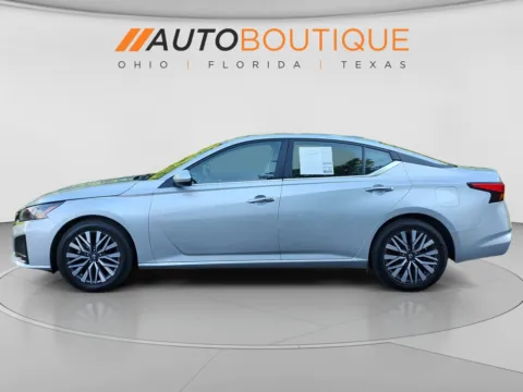Photos of 2024 Nissan Altima 2.5 SV for sale in Columbus, OH at Auto Boutique Ohio