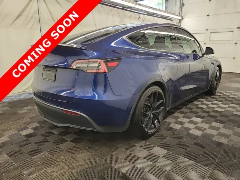 More photos of 2021 Tesla Model Y Long Range at Auto Boutique Ohio, OH