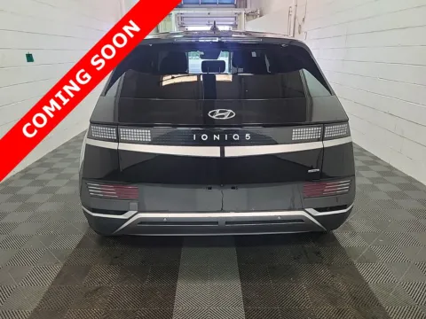 More photos of 2022 Hyundai IONIQ 5 SE at Auto Boutique Ohio, OH