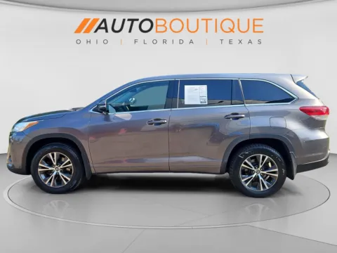 Photos of 2018 Toyota Highlander LE for sale in Columbus, OH at Auto Boutique Ohio