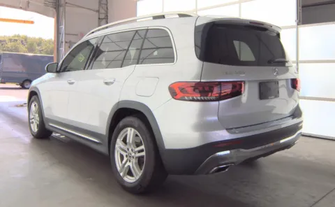 More photos of 2020 Mercedes-Benz GLB 250 at Auto Boutique Ohio, OH
