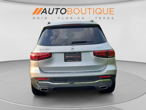 More photos of 2020 Mercedes-Benz GLB 250 at Auto Boutique Ohio, OH