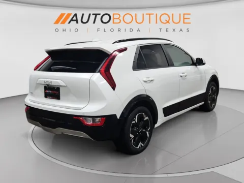 More photos of 2023 Kia Niro EV Wind at Auto Boutique Ohio, OH