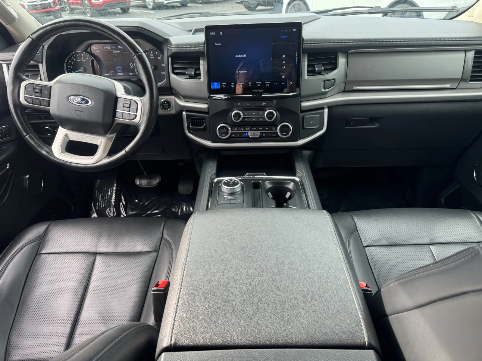Ford Expedition MAX photo 19