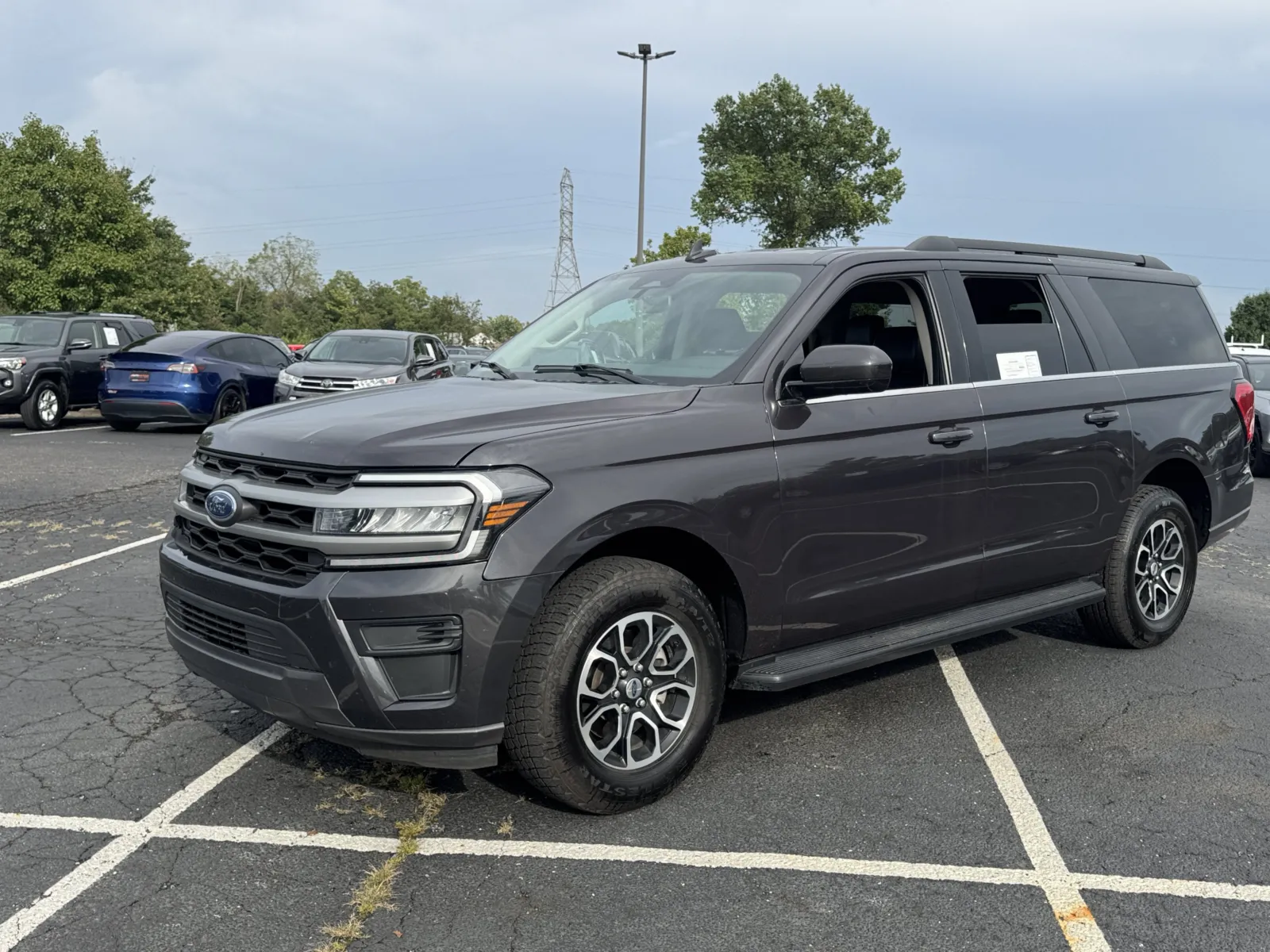 Ford Expedition MAX photo 36