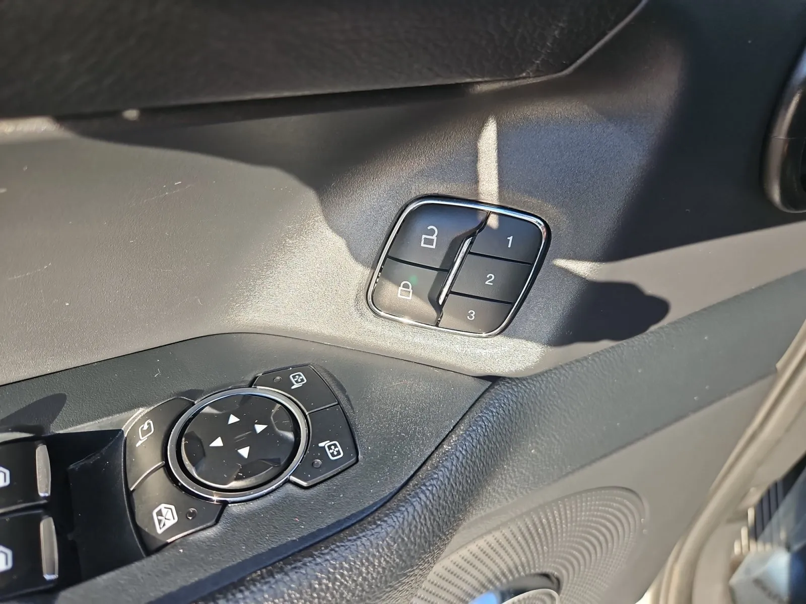 Ford Expedition MAX photo 18