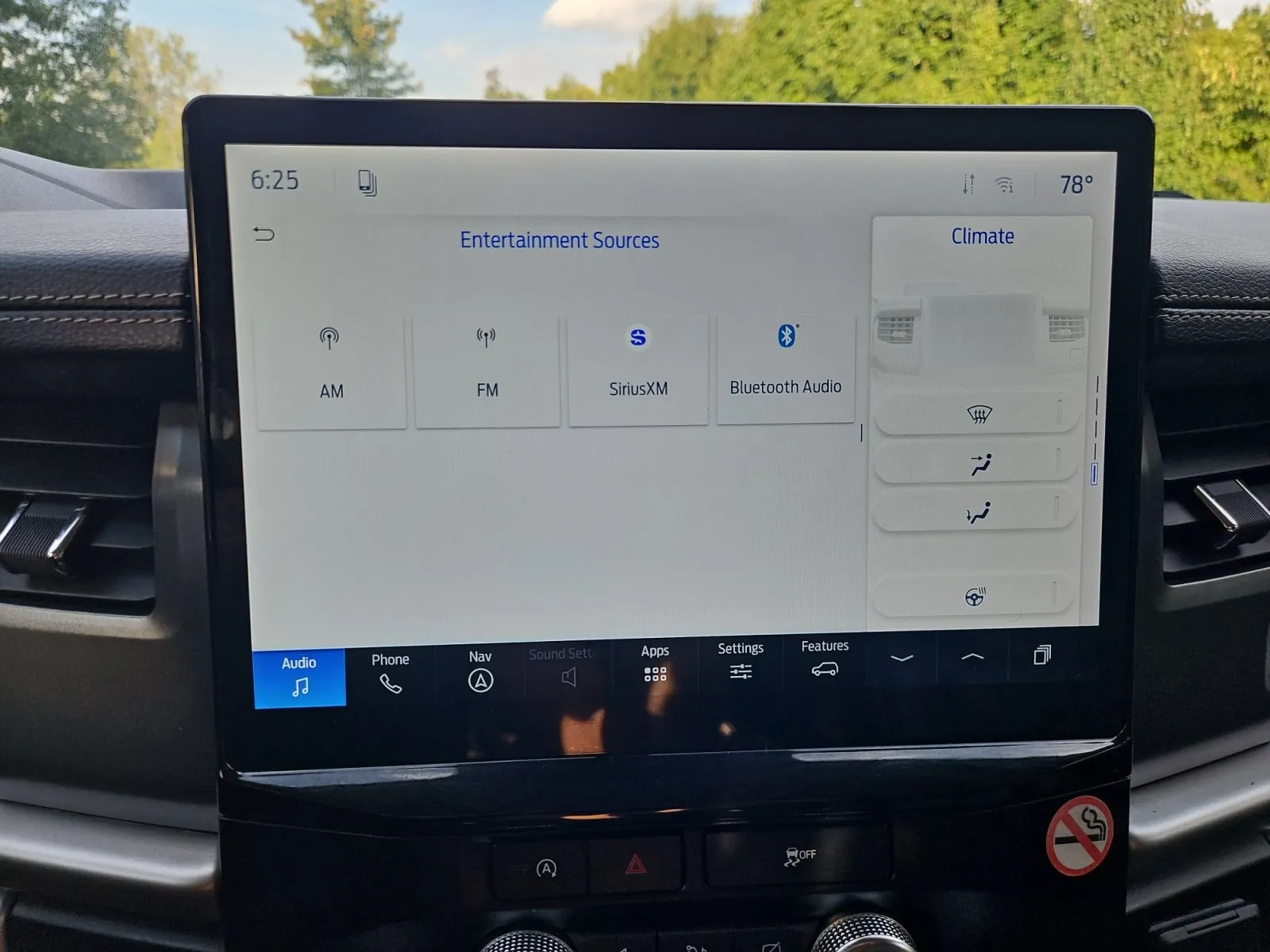 Ford Expedition MAX photo 22