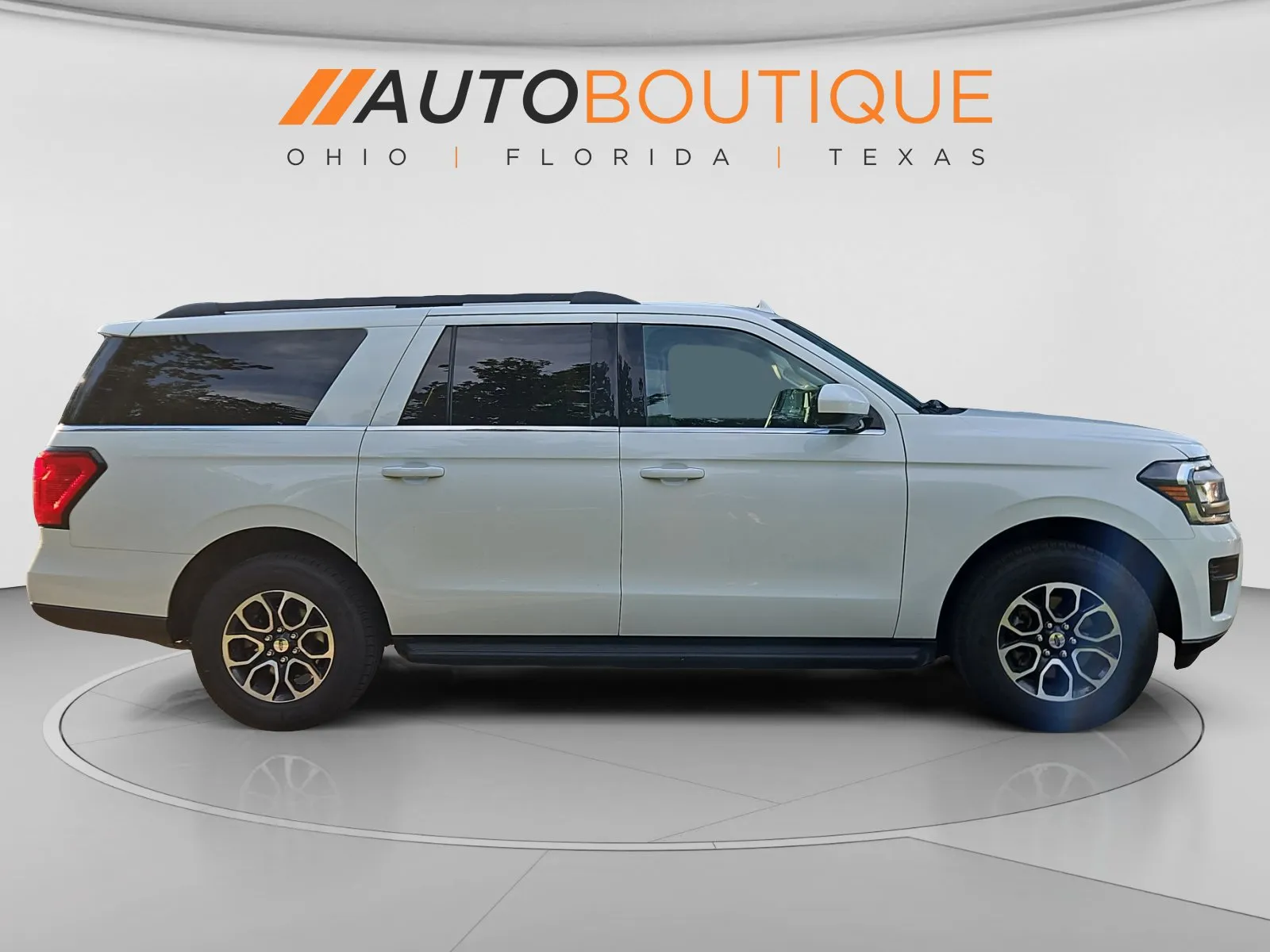 Ford Expedition MAX photo 6