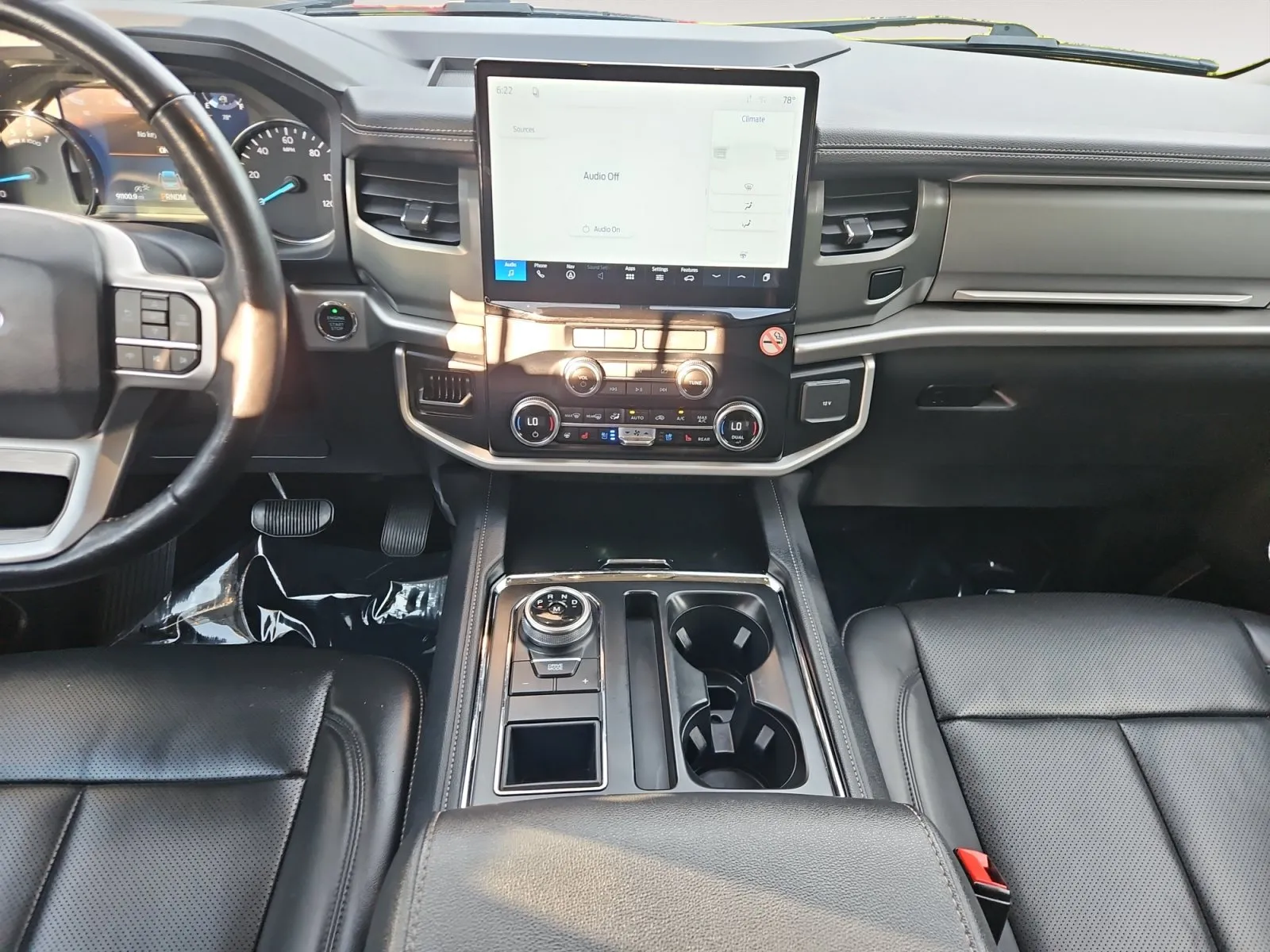 Ford Expedition MAX photo 11