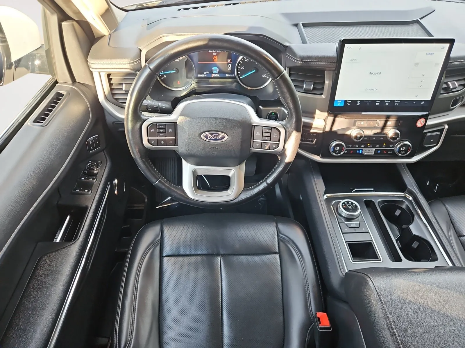 Ford Expedition MAX photo 10