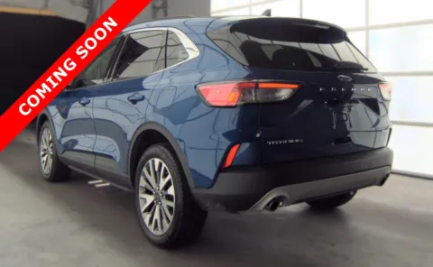 More photos of 2022 Ford Escape Titanium Hybrid at Auto Boutique Ohio, OH