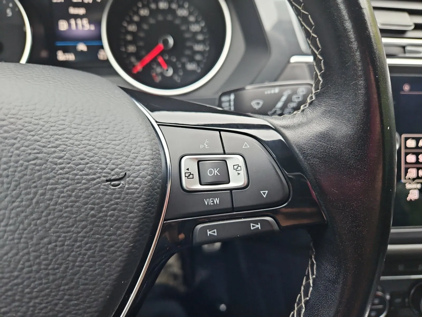 Volkswagen Tiguan photo 25