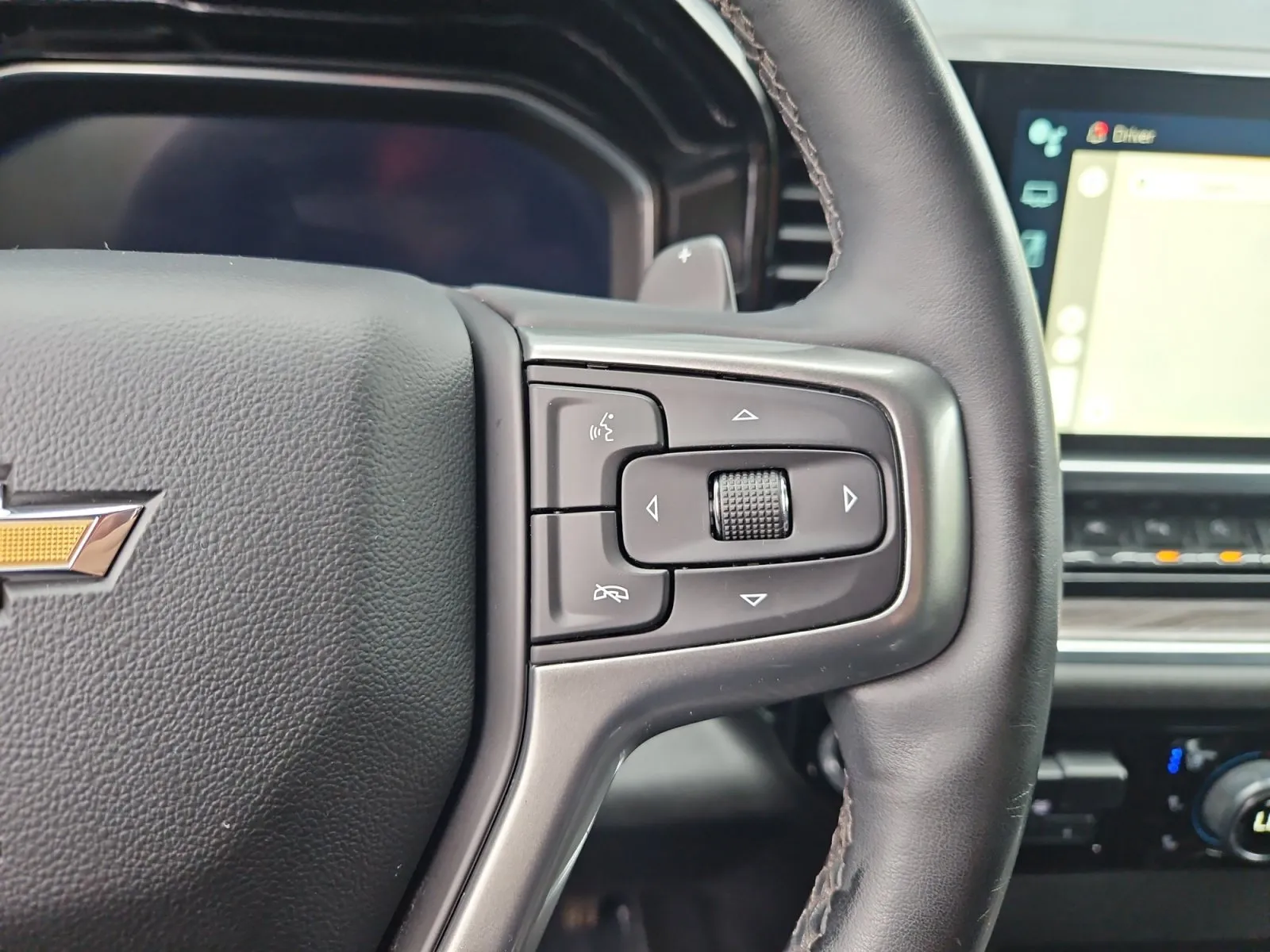 Chevrolet Silverado photo 28