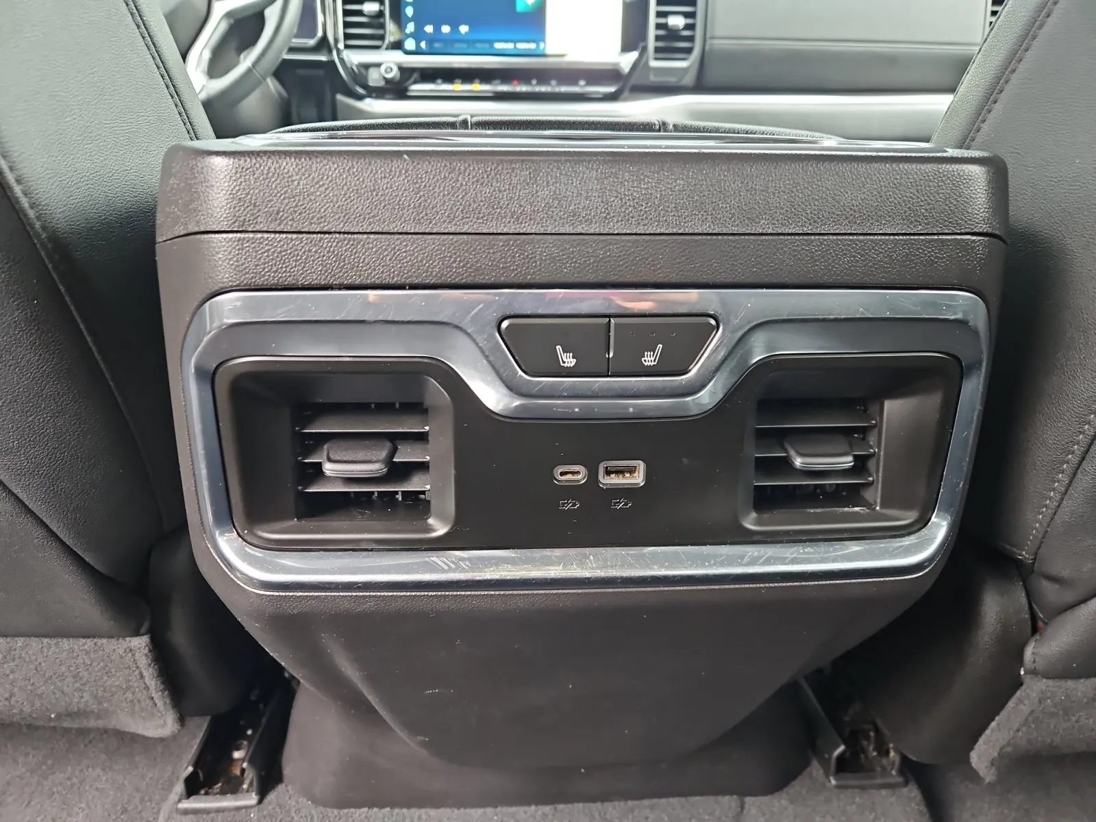 Chevrolet Silverado photo 13