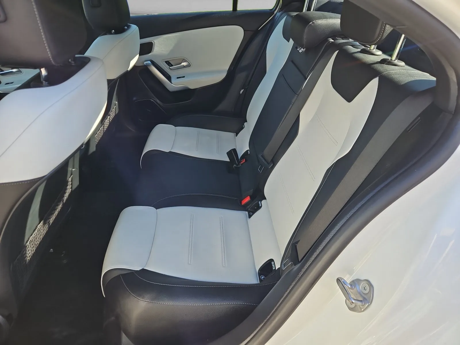 Mercedes-Benz A-Class photo 14