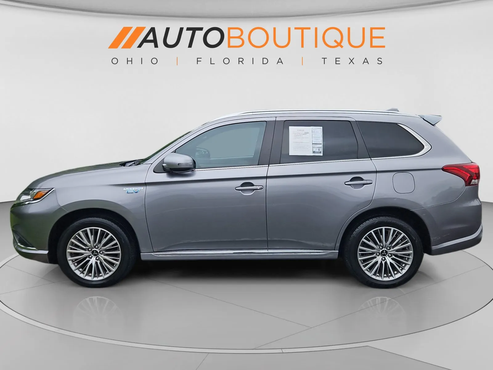 Mitsubishi Outlander photo 2