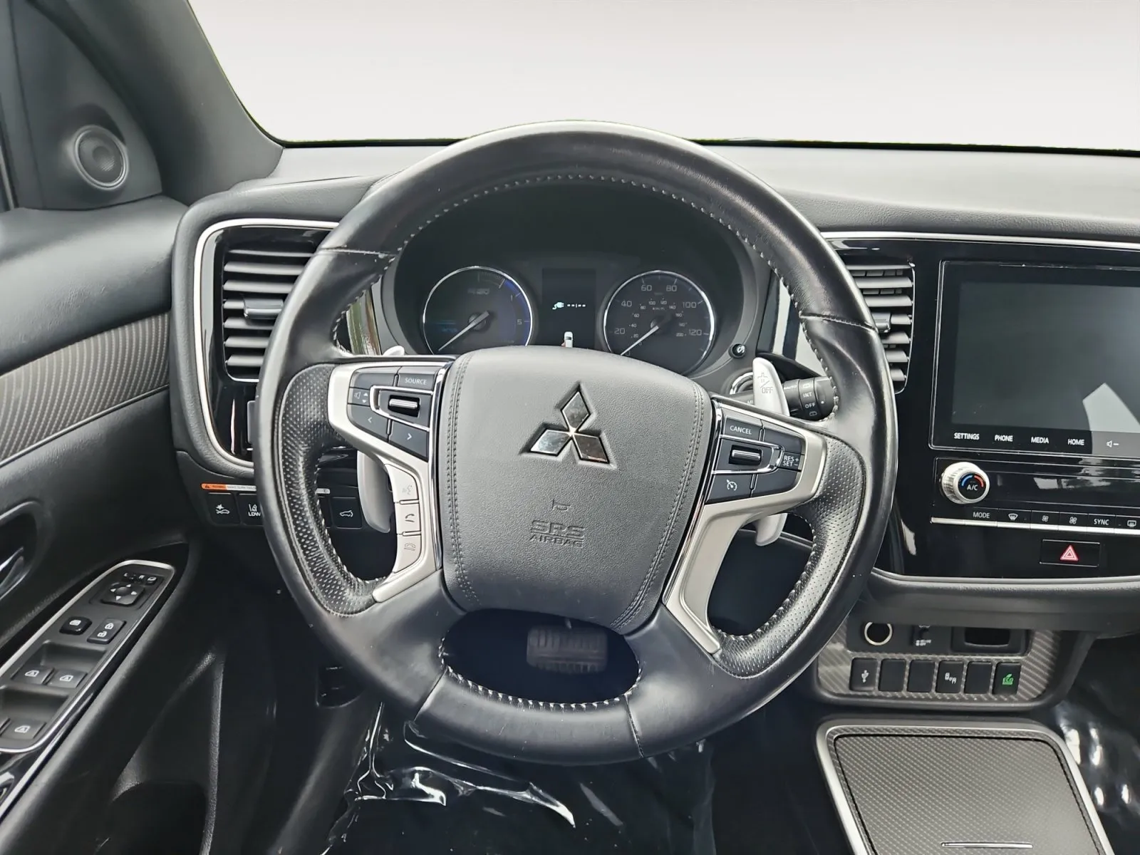 Mitsubishi Outlander photo 12