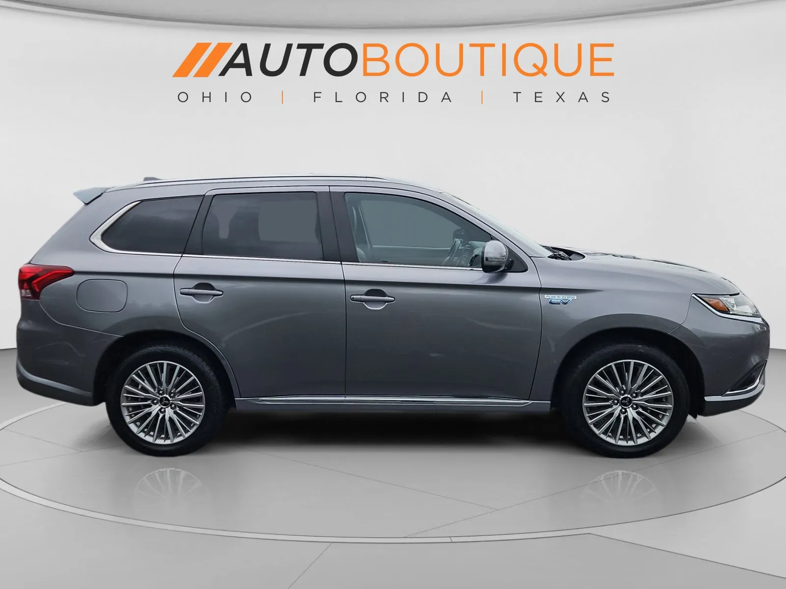 Mitsubishi Outlander photo 6