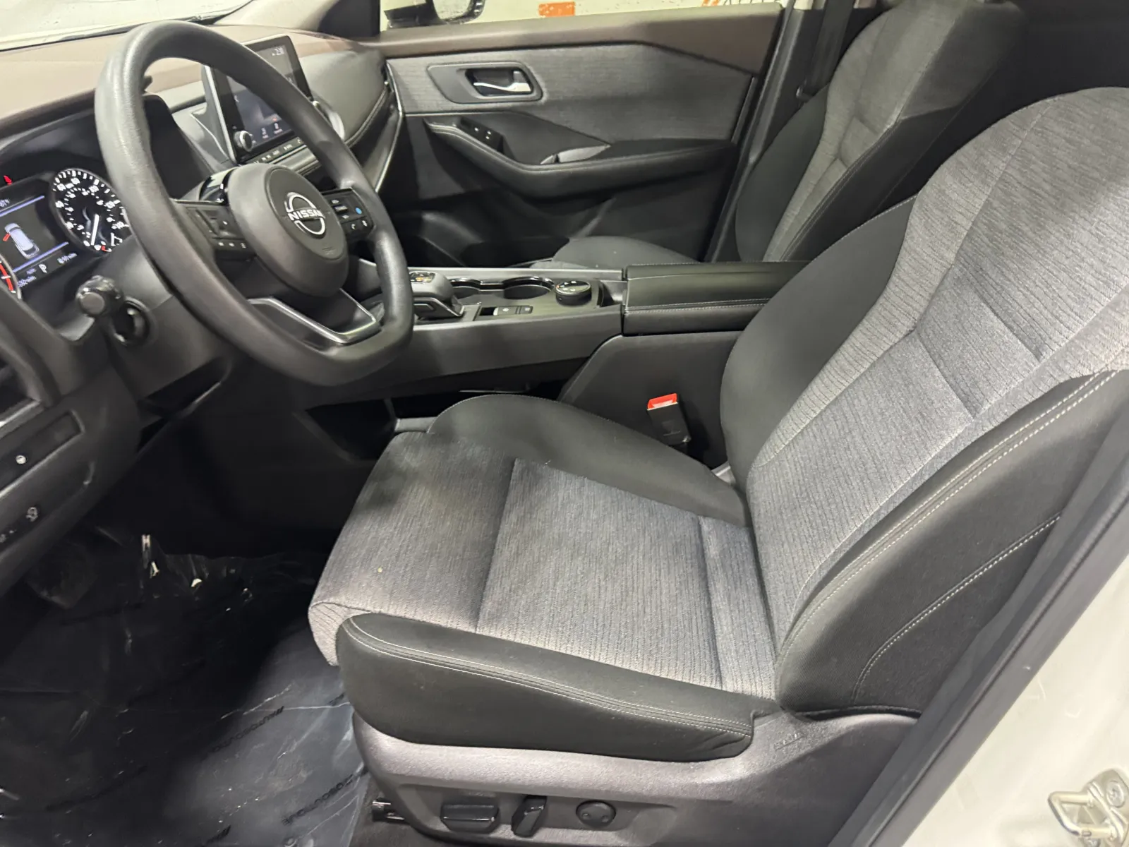 Nissan Rogue photo 31