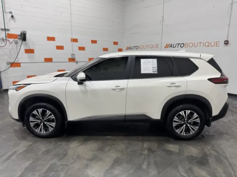 More photos of 2023 Nissan Rogue SV at Auto Boutique Ohio, OH