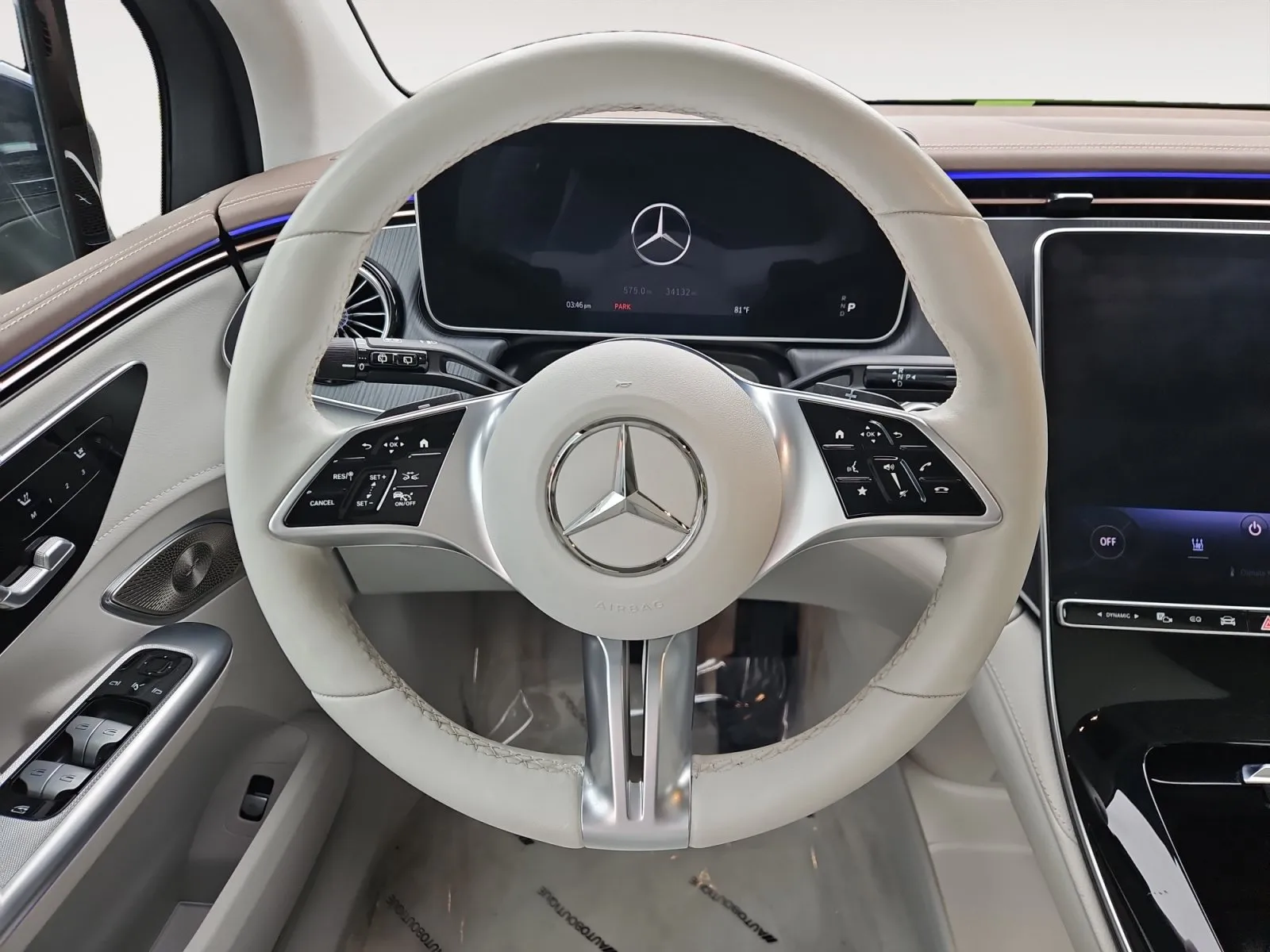 Mercedes-Benz EQE photo 12