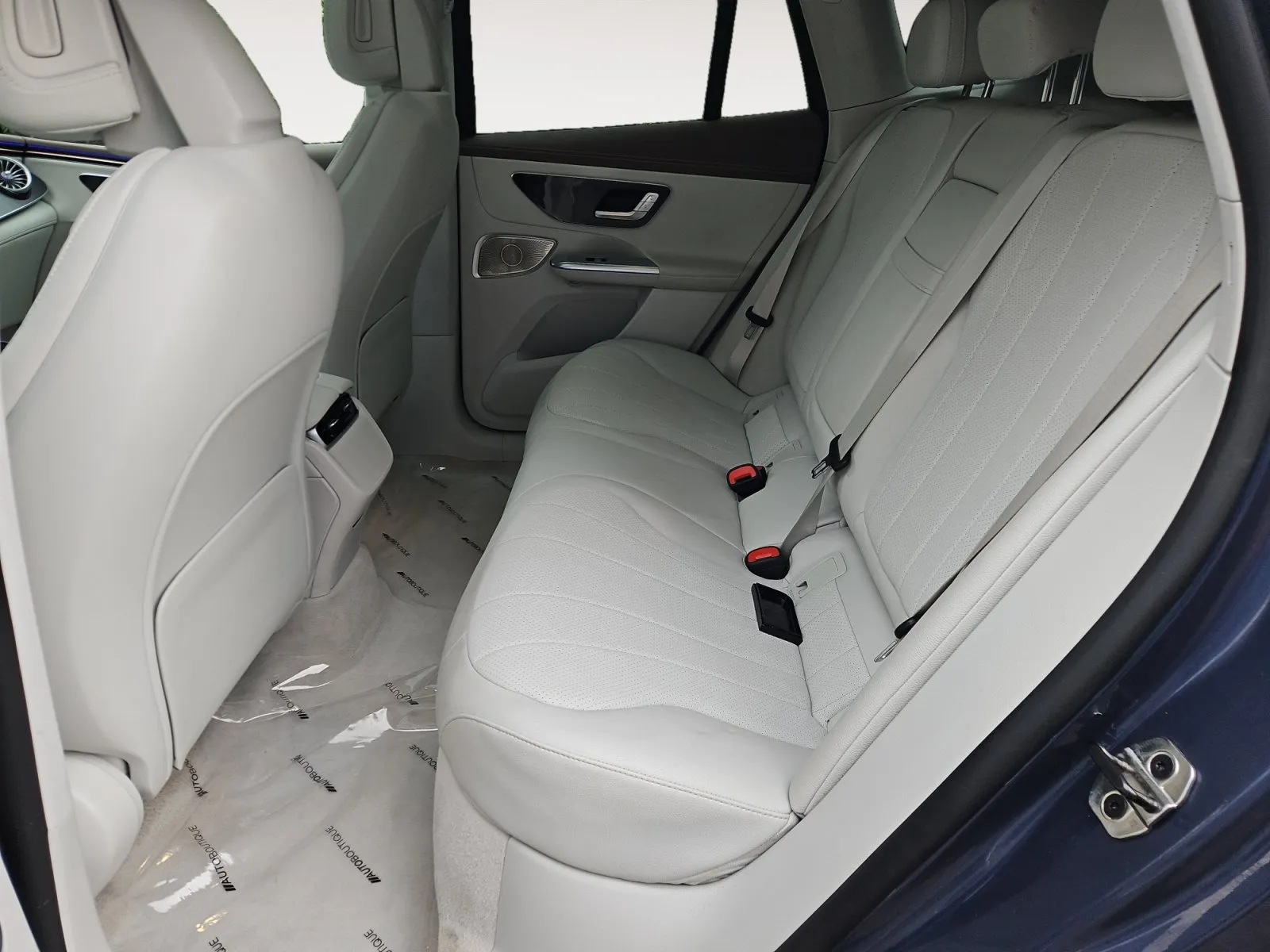 Mercedes-Benz EQE photo 13