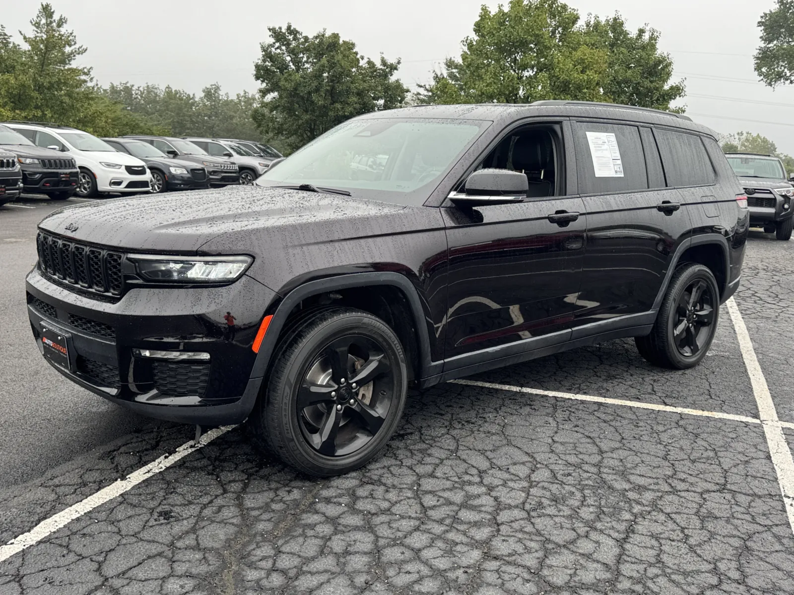 Jeep Grand Cherokee L photo 34