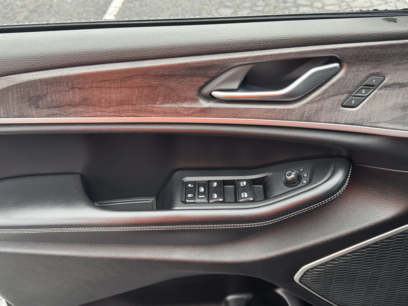 Jeep Grand Cherokee L photo 20