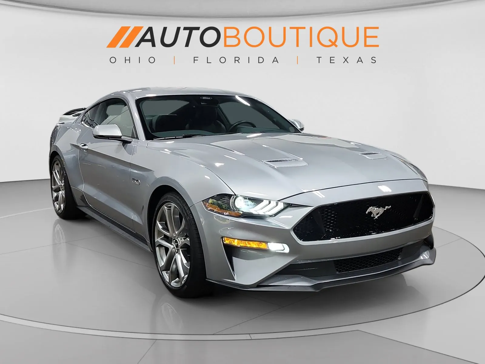 Ford Mustang photo 7