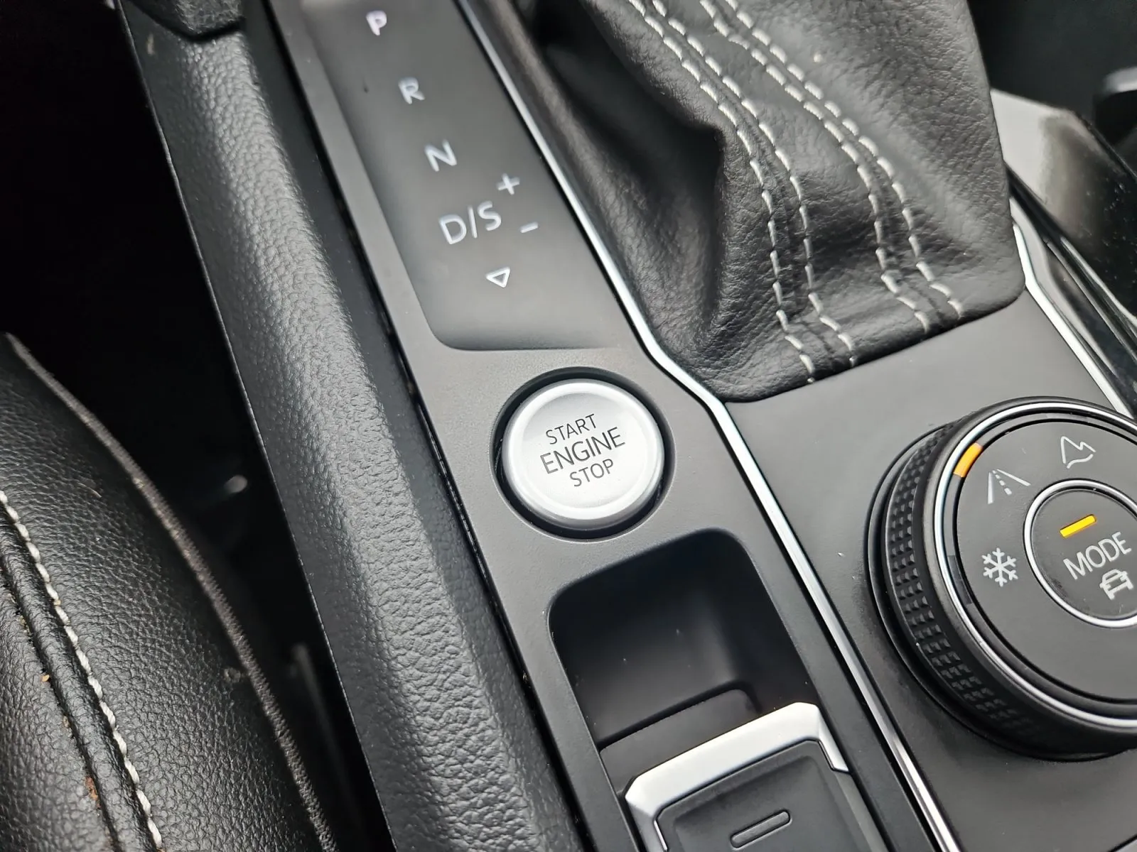Volkswagen Atlas photo 24