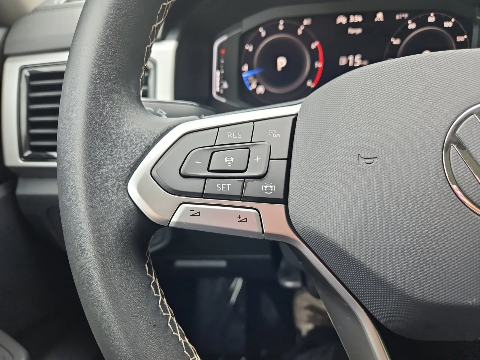 Volkswagen Atlas photo 25