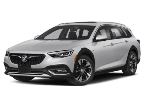 White 2018 Buick Regal TourX Preferred for sale in Columbus, OH